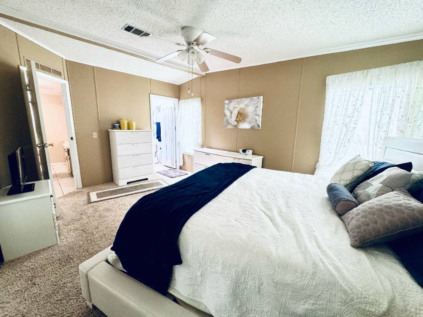 4622 Alvamar Trail a Lakeland, FL Mobile or Manufactured Home for Sale